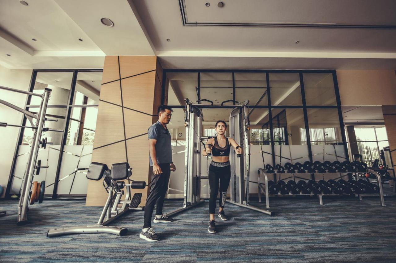 Pullman Pattaya Hotel G Kültér fotó The gym at the hotel