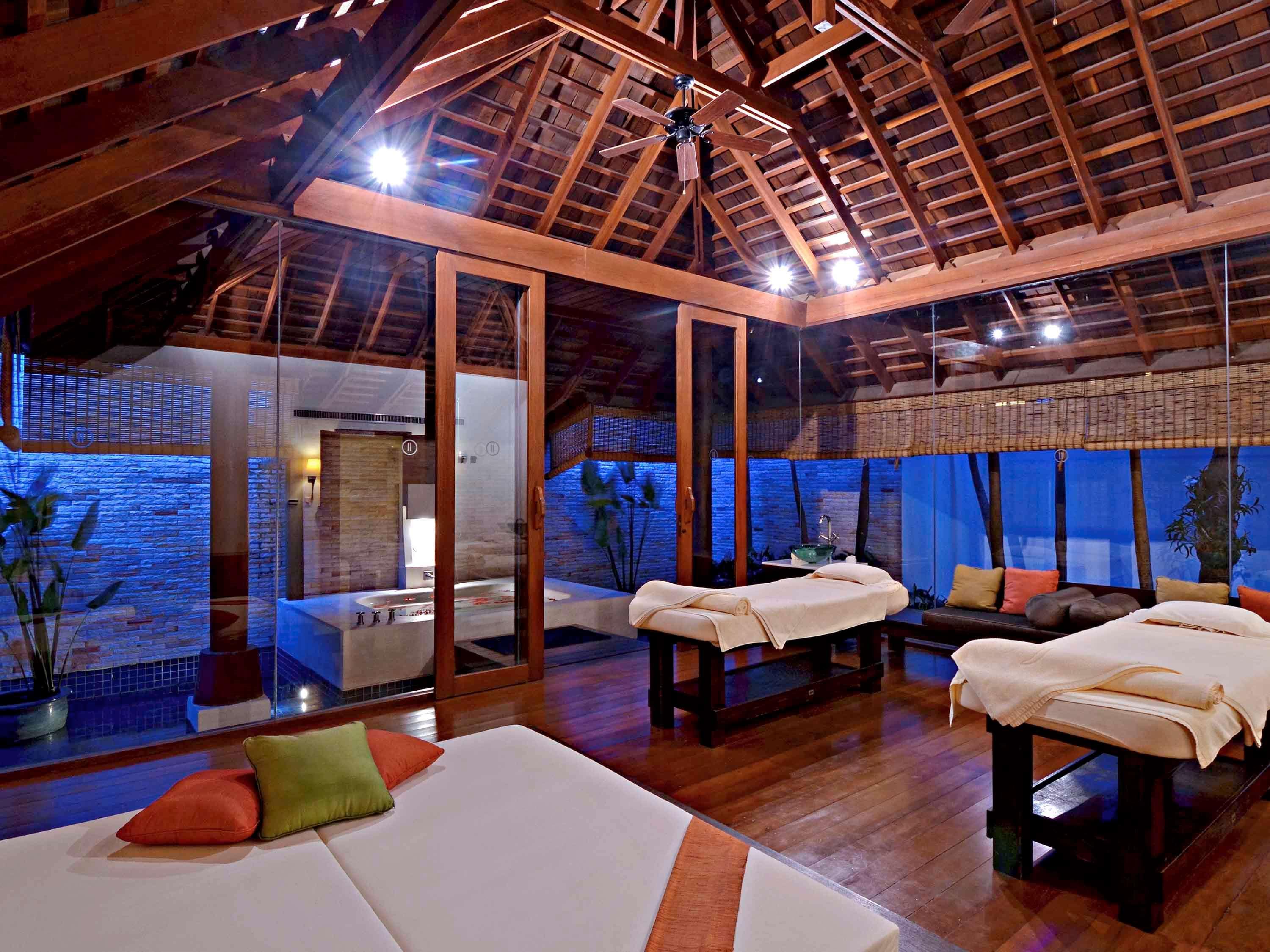 Pullman Pattaya Hotel G Kültér fotó Spa at The Oberoi, Mumbai
