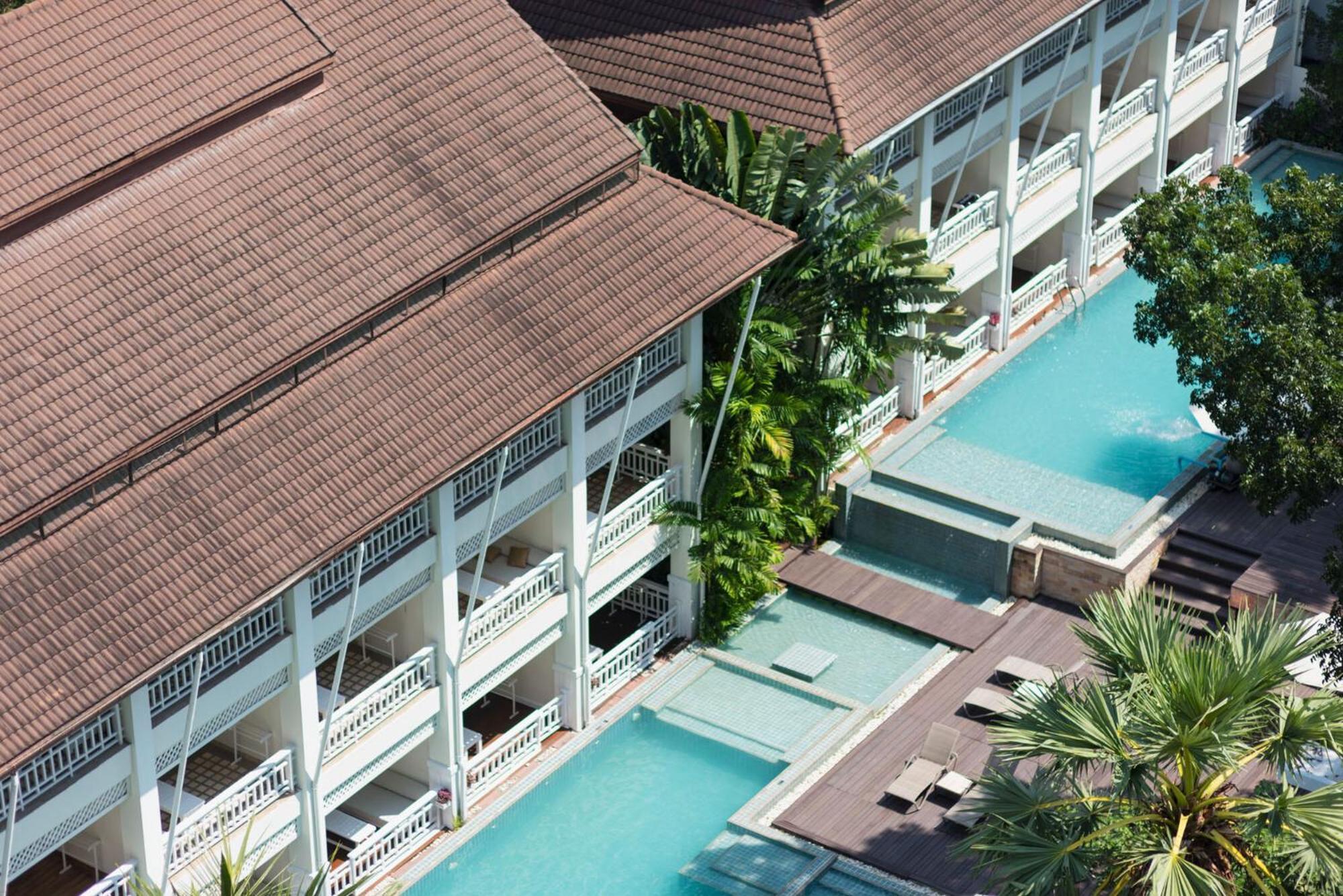 Pullman Pattaya Hotel G Kültér fotó The Royal Paradise Hotel and Spa