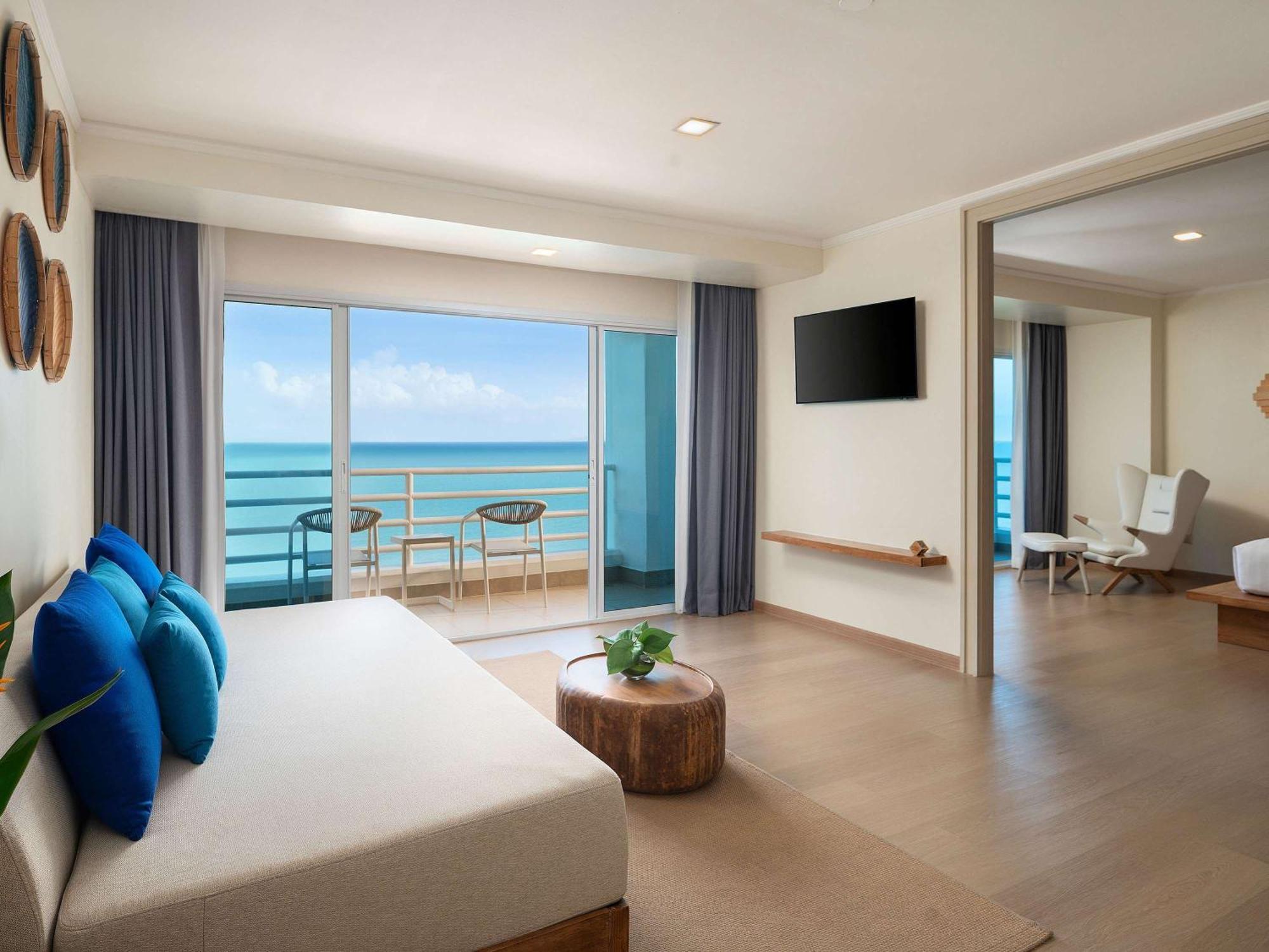Pullman Pattaya Hotel G Kültér fotó